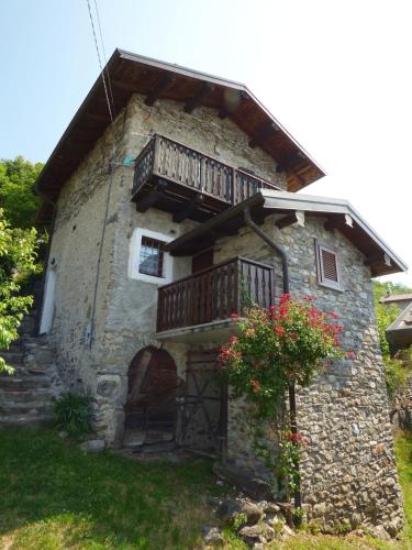  Casa Emilia, Pension in Bugiallo