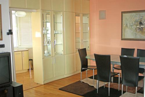 Europe Hotel - image 7