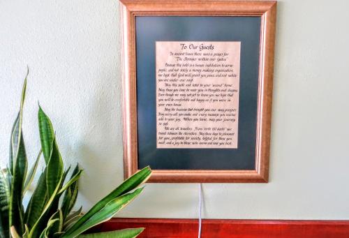 Guest House Inn Medical District near Texas Tech Univ - 편의 시설/서비스