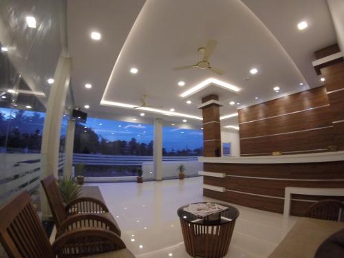 Lobby, Alfa Inn in Cochin International Airport