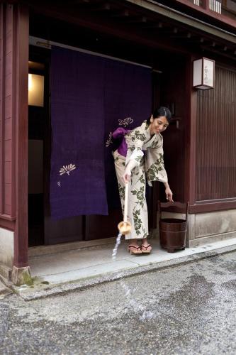町屋金沢 菊乃や