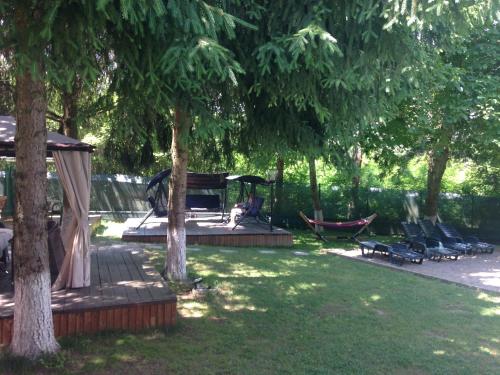 Kert, Hotel Diana in Geoagiu Bai