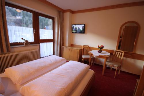 Two-Bedroom Apartment image 7