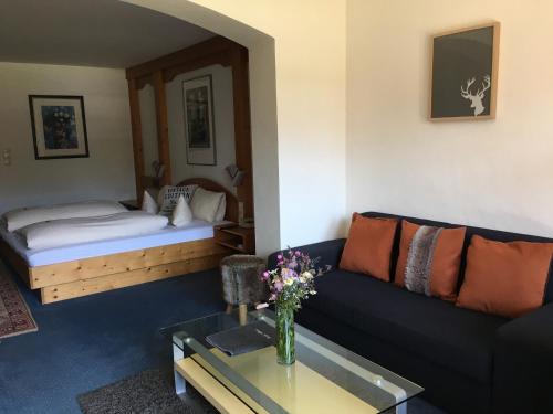 Hotel Alpin - main image