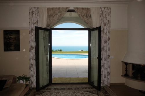 Private Villa First line with sea view in BlackSeaRama Golf