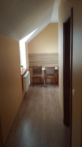 Nakvynė Tytuvėnuose