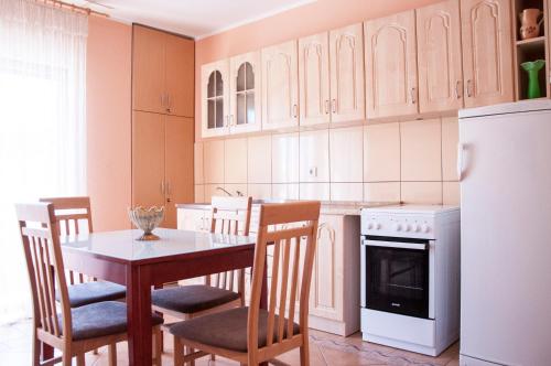 Apartments Rudovic - image 2