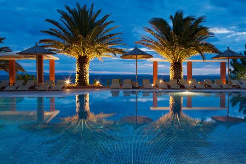 Alexandra Beach Spa Resort - image 10