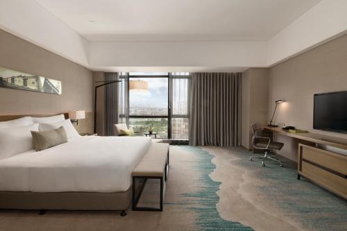 1 queen bed