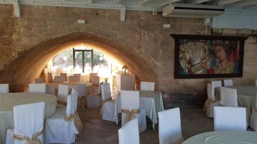 RELAIS MASSERIA CASINA DEI CARI