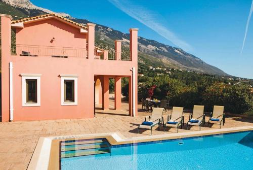  Provenzo, Ferienwohnung in Lourdata