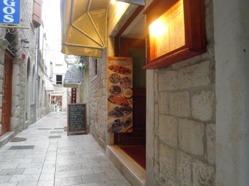 Hotel Monika - image 2