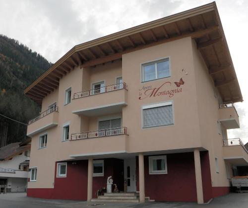  Apart la Montagnia, Pension in Kappl