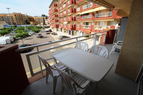 ROC MAR 6 1B - Apartamento cerca del centro y de la playa - terraza con pequenas vistas al puerto