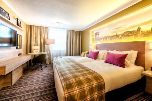 room detail thumbnail 0