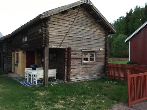 Stallet - main image