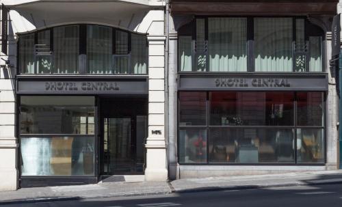 9Hotel Central - image 8