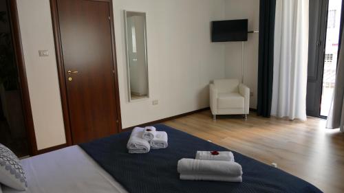 Comfort Triple Room image 4