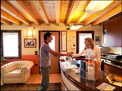 Hotel & Residence Roma - image 3