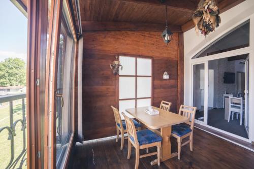 Apartmany U Papousku in 琴德瑞楚夫赫拉德茨