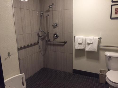 Comfort Inn Mayfield Heights Cleveland East photo