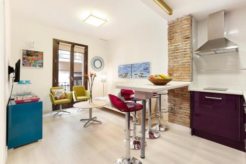 HI ROOM - Smart Apartments - AC, Granada (foto 10)