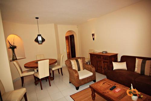 Monte Dourado - image 2