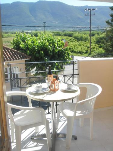 شرفة/ تراس, Antonio Studios in Alykanas