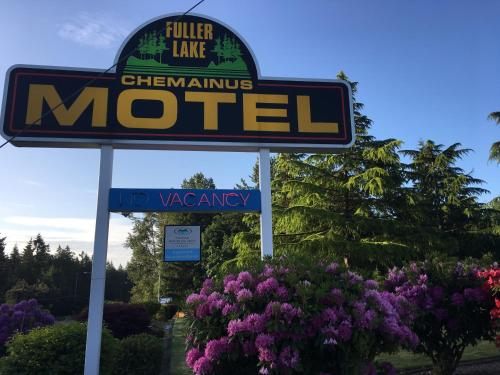 Fuller Lake Chemainus Motel - Accommodation - Chemainus
