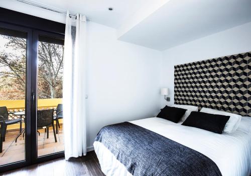 Fuente Torán Apartamentos - image 6