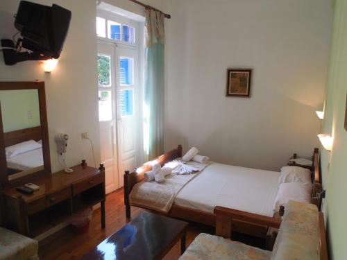  Adonis Rooms in Skopelos