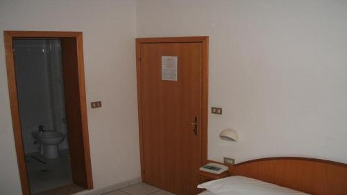 Hotel Annarita-mezza pensione plus- spiaggia inclusa – Rimini, IN