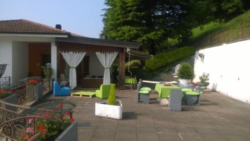 Accommodation in Adrara San Rocco