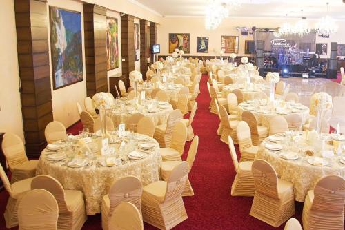 Grand Hotel Sofianu - image 3