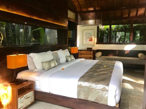 Three-Bedroom Private Pool Villa with Complimentary Access to Titi Batu Sports Club image 9