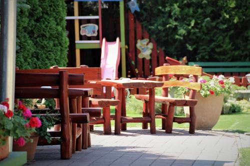 Halász Airport Panzio - image 6