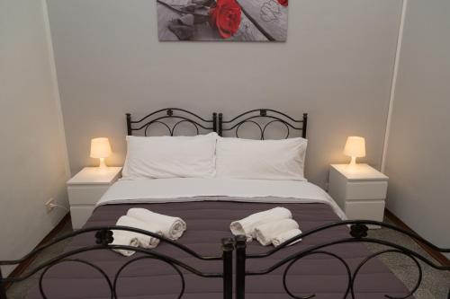 Large Double Room image 9
