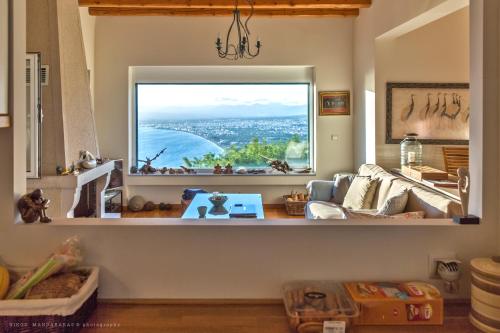 ทัศนียภาพ, Villa Mos in แคลามาทา