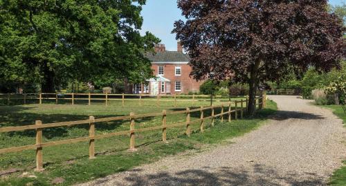 Lingwood Hall