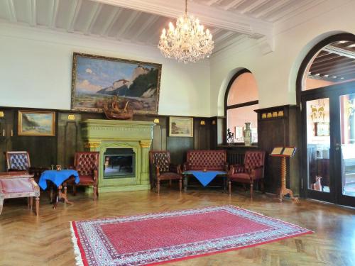 Schlosshotel Ralswiek - image 13
