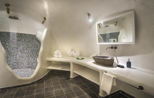 Secret Legend Suites - main image