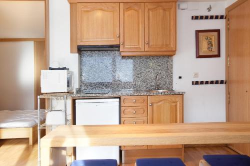 Konyha, Llanars Vall de Camprodon Vistas Montaña (LLANARS, en Vall de CAMPRODON Vistas Montana de frente, ASCENSOR, Orientacion Sur, Chimenea, WIFI, M) in Vilallonga De Ter