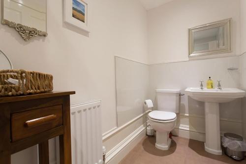 Cedars Guest House - main image