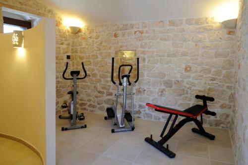 Fitness center, Il Borgo Delle Querce Villa Fichi Piscina privata in Pozzo Salerno