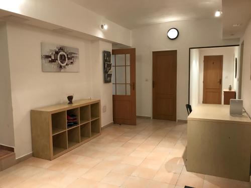 Big Homebase with Billardtable - image 2