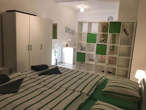 Big Homebase with Billardtable, Praha (fotografie 8)