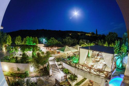 Hotelli välisilme, Seralis Pelion in Koropi
