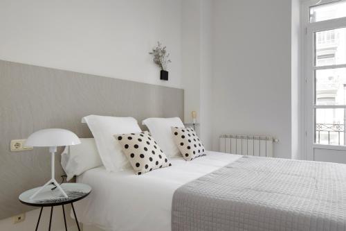 Zubieta Suite by FeelFree Rentals - image 8