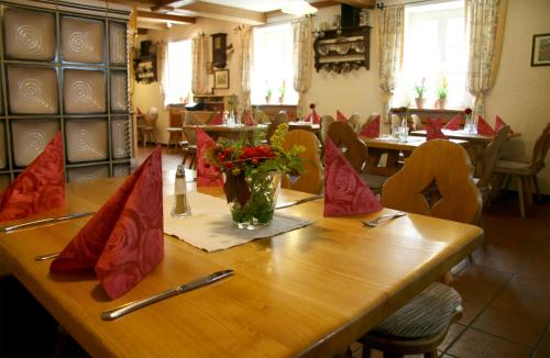 Gasthaus zur Linde in Hohenpolding