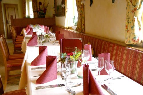 Gasthaus zur Linde in Hohenpolding